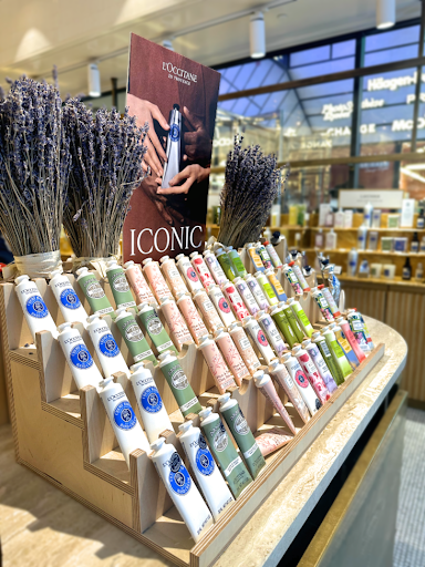 expositor-loccitane