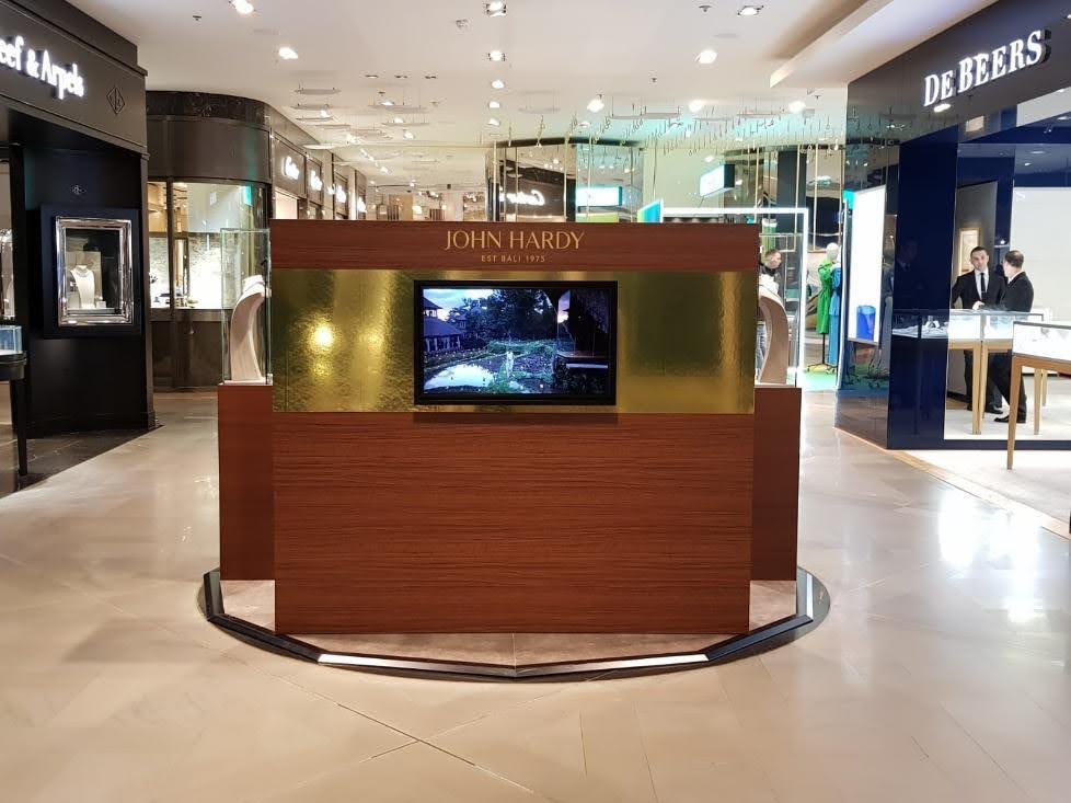 mobiliario-retail-a-medida