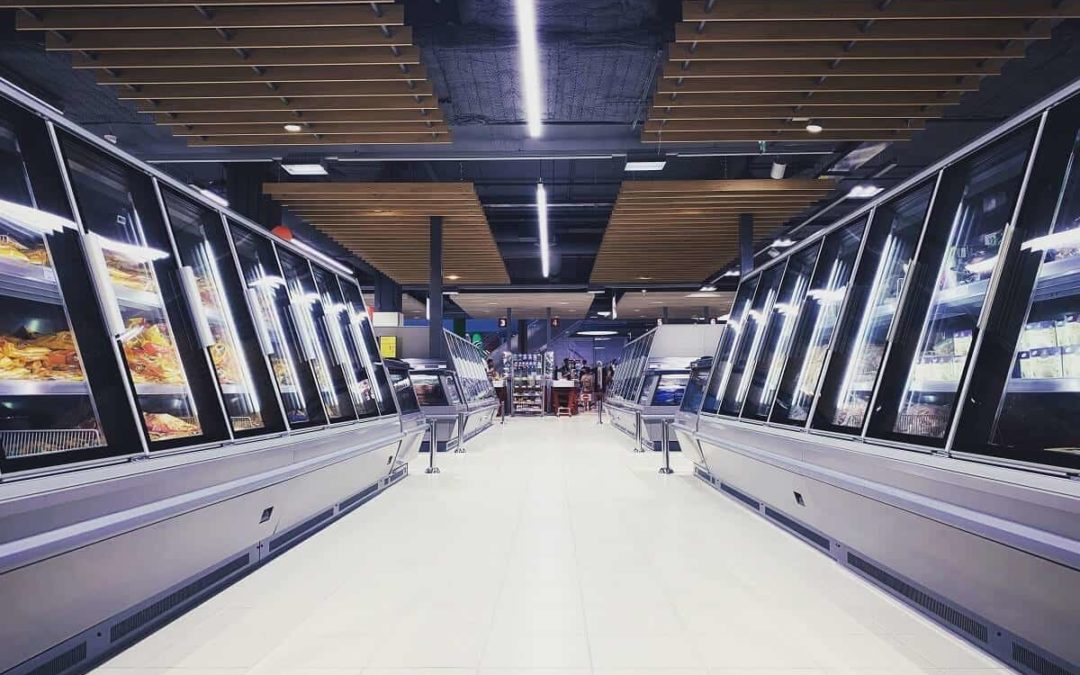 Diseño de góndolas a medida para equipamiento comercial
