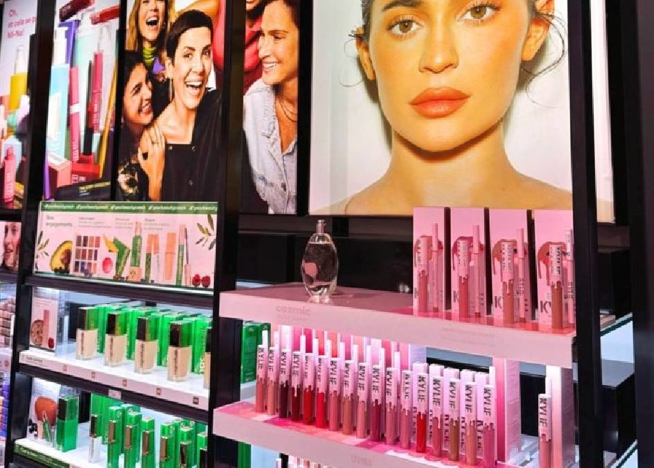 El arte de la prueba: diseño de espacios de testing para maquillaje