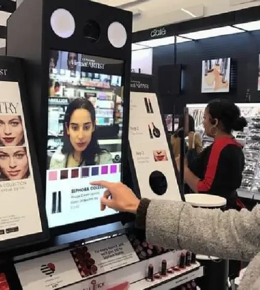 Phygital en retail: cómo integrar QR y NFC en tu PLV para vender más